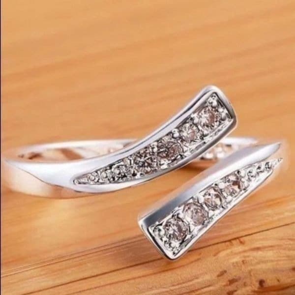 The Tibetan Bypass Ring adjustable in. Silver and gemstones - Thumbnail 4
