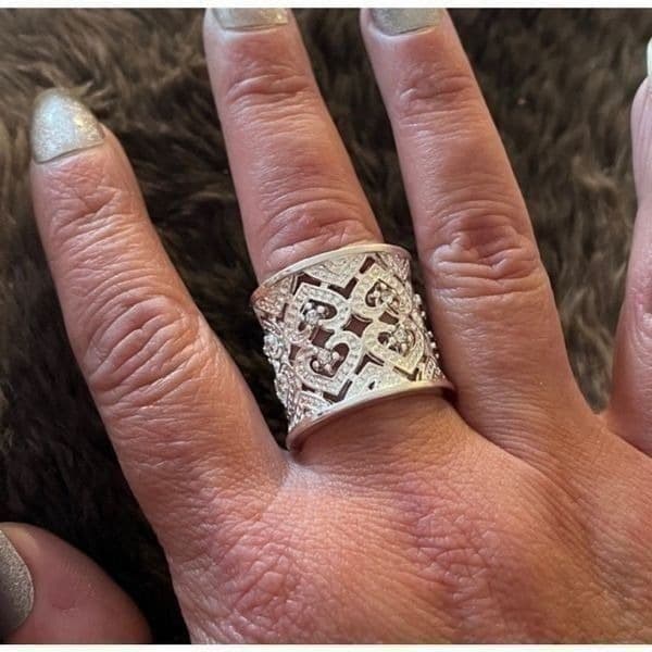 The Silver Stunner cuff open heart crystal accented ring - Thumbnail 7