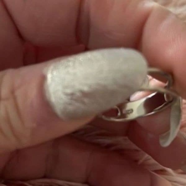 The Bling Safety Pin Ring luxury adjustable in 925 and cubic zirconia. - Thumbnail 4