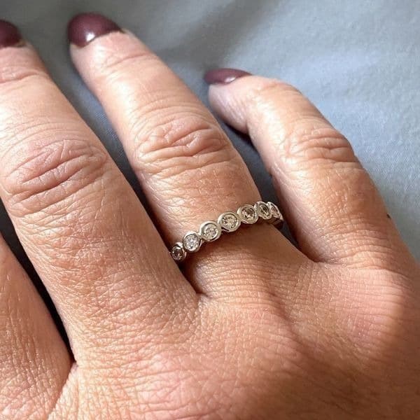 Last few!The Brilliant Bezel eternity band with zircon in Sterling Silver sz8 - Thumbnail 5