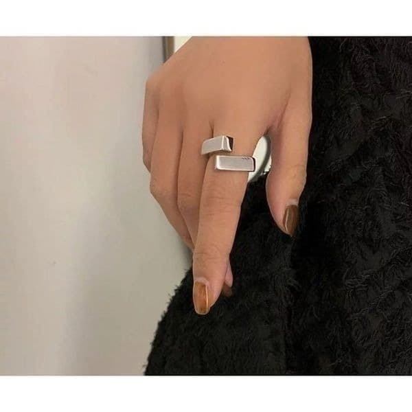 The Guggenheim Ring in silver 925 - Thumbnail 4