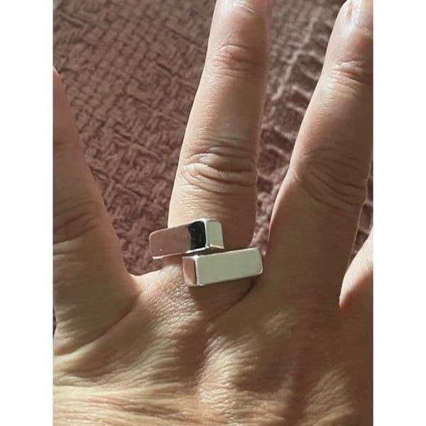 The Guggenheim Ring in silver 925 - Thumbnail 8