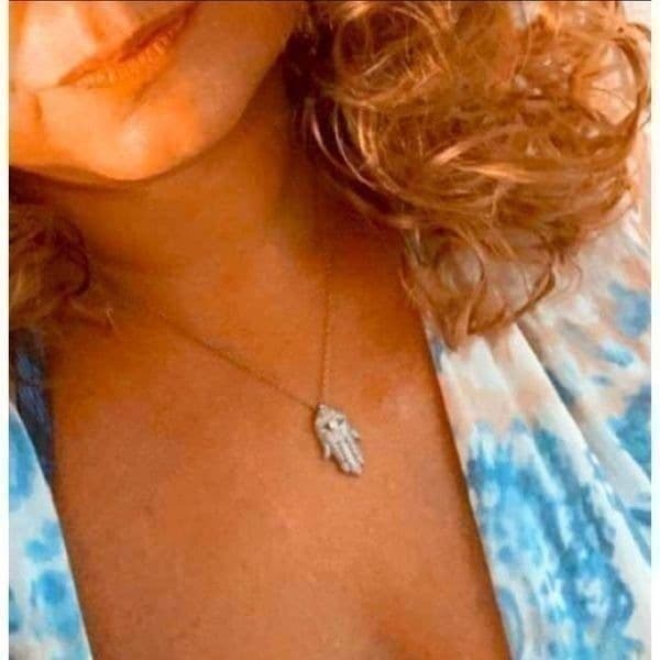 The Bling Hand White Sapphire & 925 Silver Hamsa necklace - Thumbnail 4