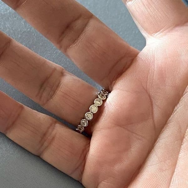 Last few!The Brilliant Bezel eternity band with zircon in Sterling Silver sz8 - Thumbnail 7