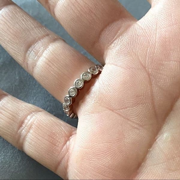 Last few!The Brilliant Bezel eternity band with zircon in Sterling Silver sz8 - Thumbnail 6
