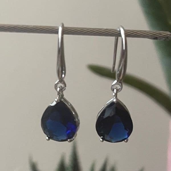 The Mystical Sapphire Teardrop Drop Earrings in 925 silver - Thumbnail 4