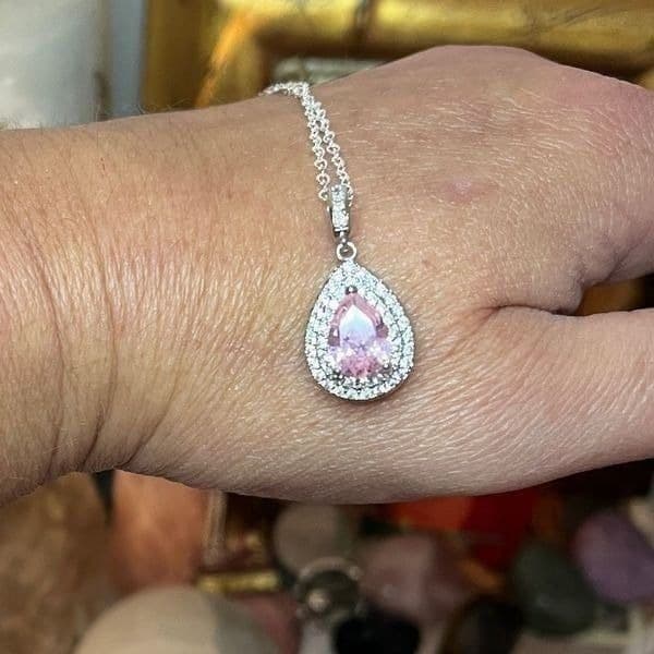 The Pretty in Pink Teardrop Pendant necklace in 925 silver and cubic zirconia - Thumbnail 8