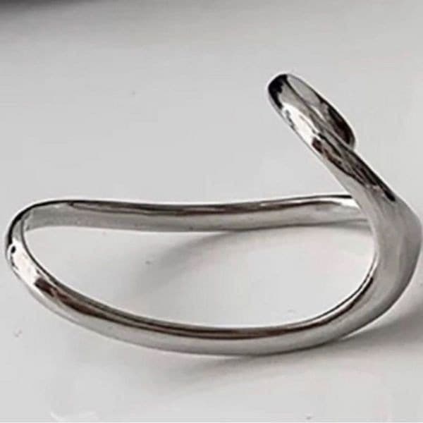 The Nike Two Finger Statement Ring in 925 silver - Thumbnail 2