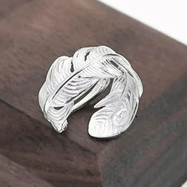 The Flirty Feather adjustable sterling silver ring. - Thumbnail 8