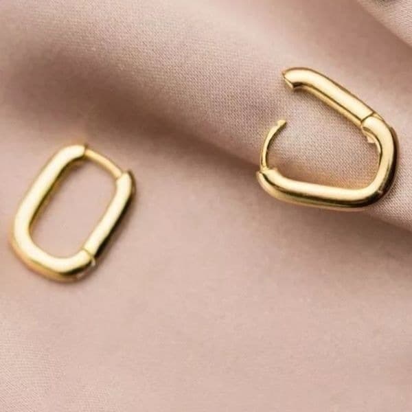 The Gold Geo Hoop. Dainty huggie earrings 18k 925 stamped - Thumbnail 2