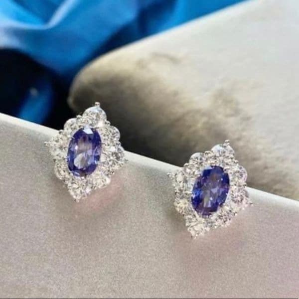 Sapphire and Cubic zirconium estate inspired stud earrings in 925 silver - Thumbnail 11