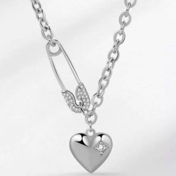 The Pinned Heart Statement necklace in silver - Thumbnail 2
