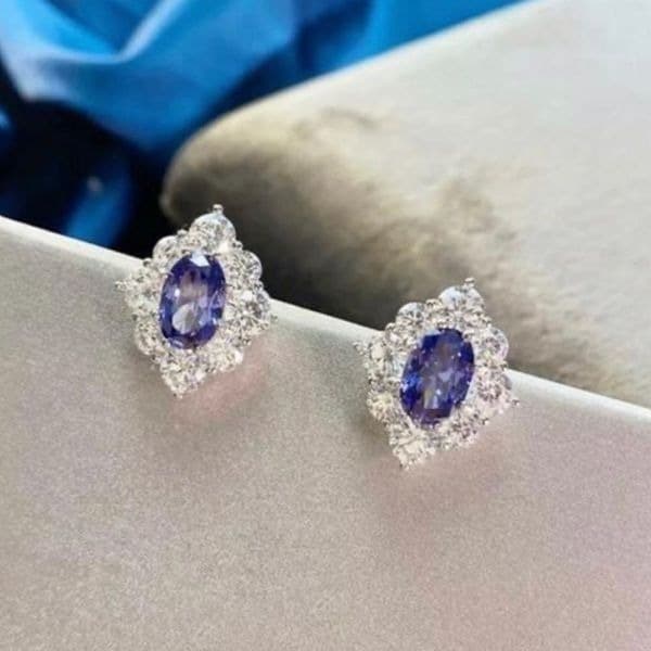 Sapphire and Cubic zirconium estate inspired stud earrings in 925 silver - Thumbnail 10