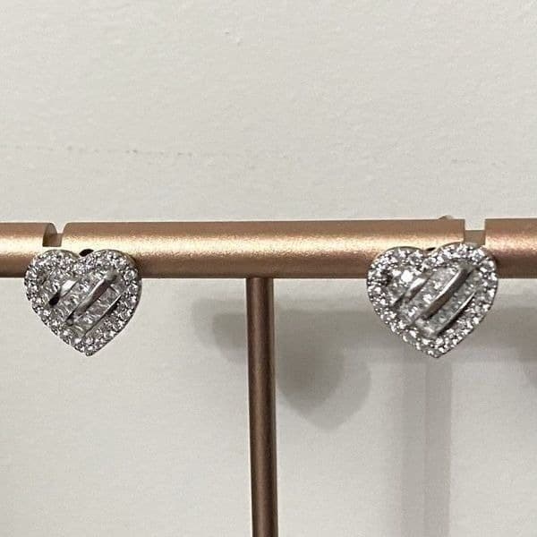 The Hearts Desire Gorgeous Stud Earrings 925 White Sapphire - Thumbnail 7