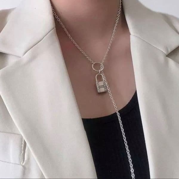 The Lock It Down Long silver necklace with lock and toggle closure - Thumbnail 6