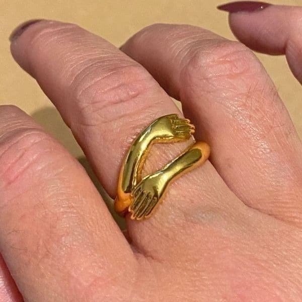 The Hold Me Close hand holding” or hug” adjustable ring in 18k - Thumbnail 6