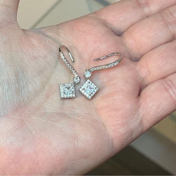 The Geometric Dangle Drop Earrings in 925 silver and cubic zirconia - Thumbnail 3