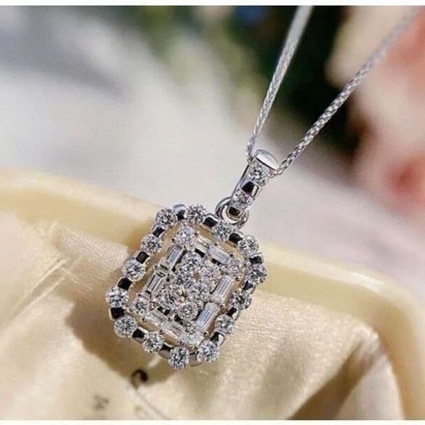 The Empire 2.0 Necklace in 925 and white sapphire - Image 1