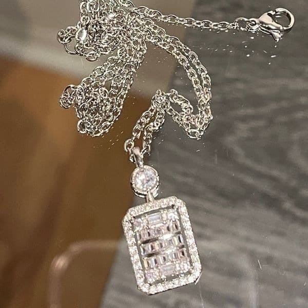 The Empire 2.0 Necklace in 925 and white sapphire - Thumbnail 8