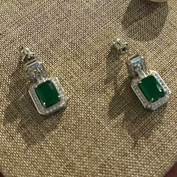 The Oz Drop 925 Emerald green estate inspired cubic zirconia earrings - Thumbnail 8