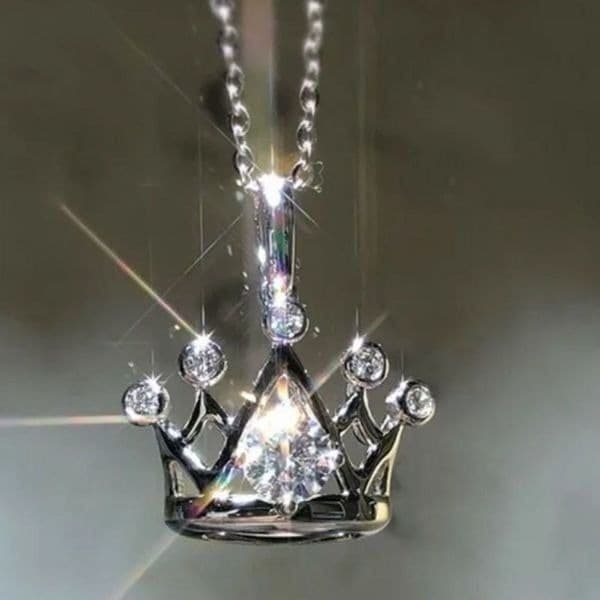 The Triple Crown pendant charm necklace in 925 and cubic zirconia - Image 1