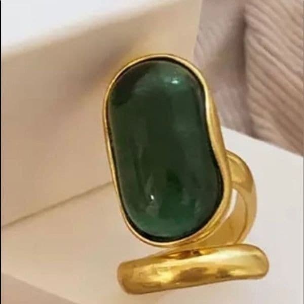 The Emerald Queen Ring in yellow gold plated 925 silver adjustable - Thumbnail 11