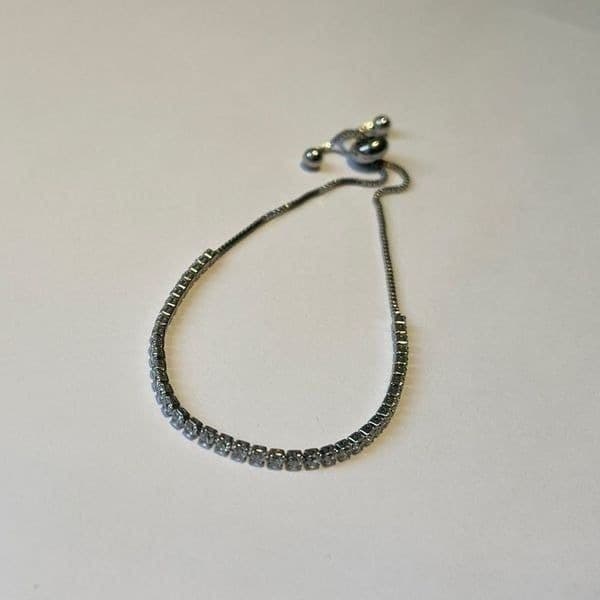 The Modern Classic Tennis Bracelet with cubic zirconia and 925 - Thumbnail 10