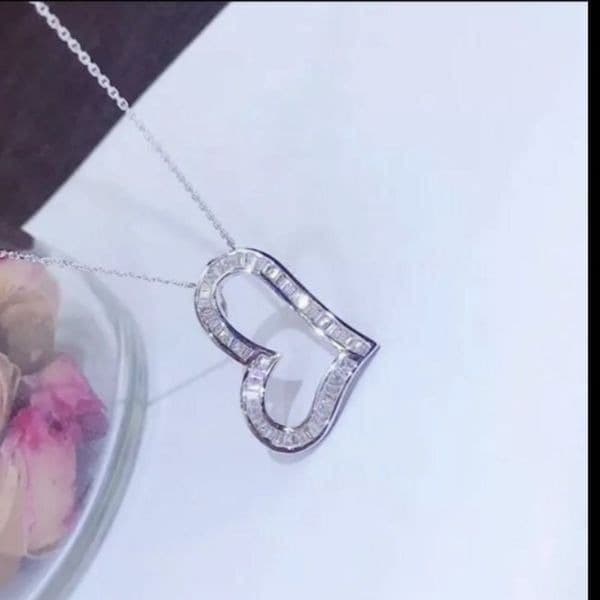 The Beating Heart white Sapphire & sterling heart necklace - Thumbnail 11