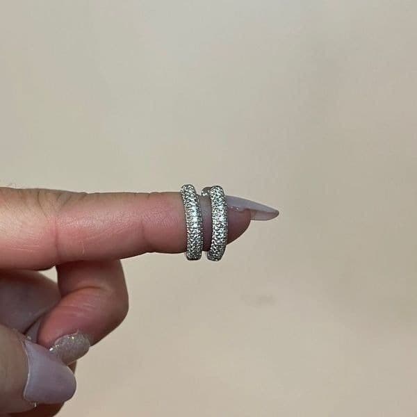 The Brilliance Mini Hoop Earrings in 925 and cubic zirconia - Thumbnail 10