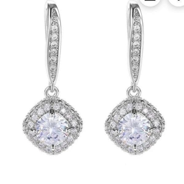 The Dazzle Drop Earring Moissanite and 925 silver - Thumbnail 4