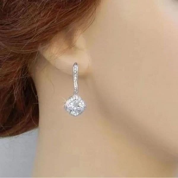 The Dazzle Drop Earring Moissanite and 925 silver - Image 1