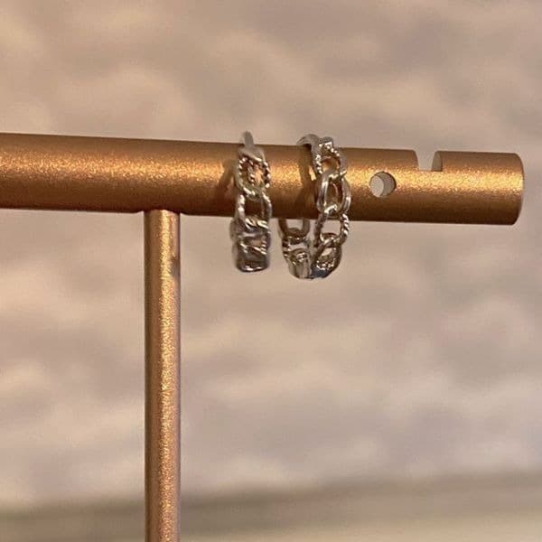 The Mini Chain Hoop dainty 925 silver huggie, hoop earrings. - Thumbnail 9