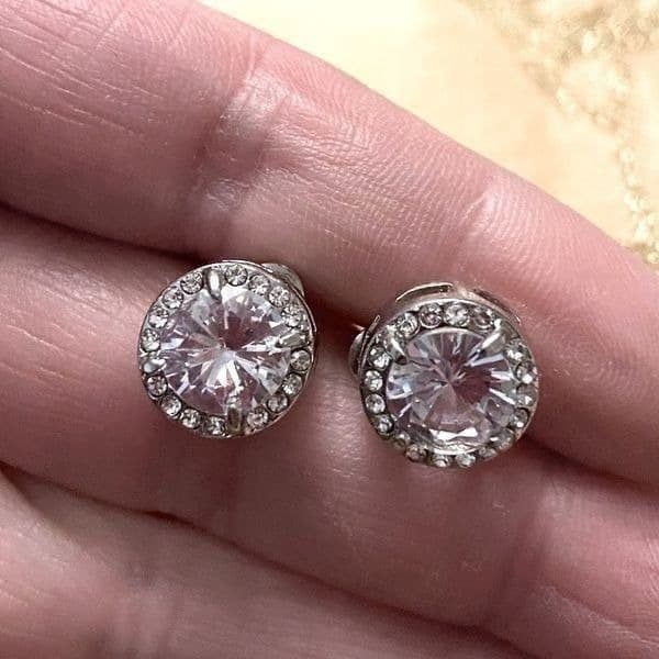 The Bling Me Oversized stud earrings in 925 cubic zirconia - Thumbnail 5