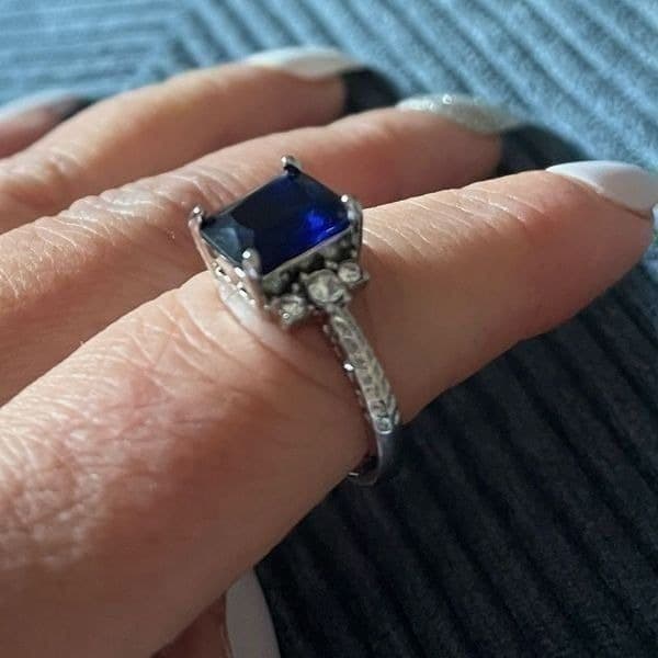 The Debutant In Blue cocktail ring in silver sz 9 - Thumbnail 6