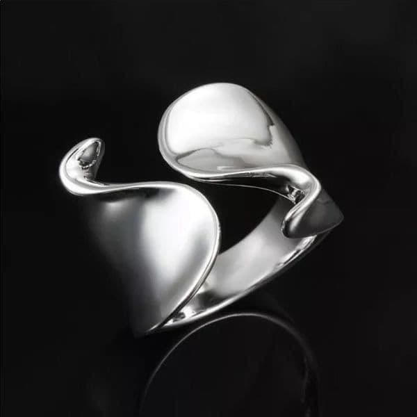 The Cut adjustable 925 modern statement ring - Image 1