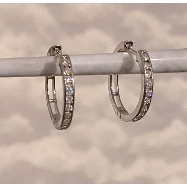 Last pair! The Dramatic Hoop in cubic zirconia in 925 - Thumbnail 2