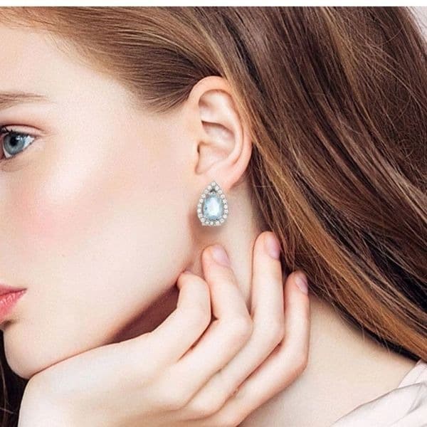 Blue Topaz Tear Drop hinge closure silver earrings - Thumbnail 2