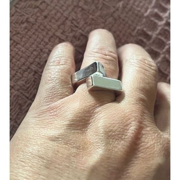 The Guggenheim Ring in silver 925 - Thumbnail 5