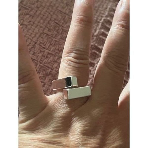 The Guggenheim Ring in silver 925 - Thumbnail 8