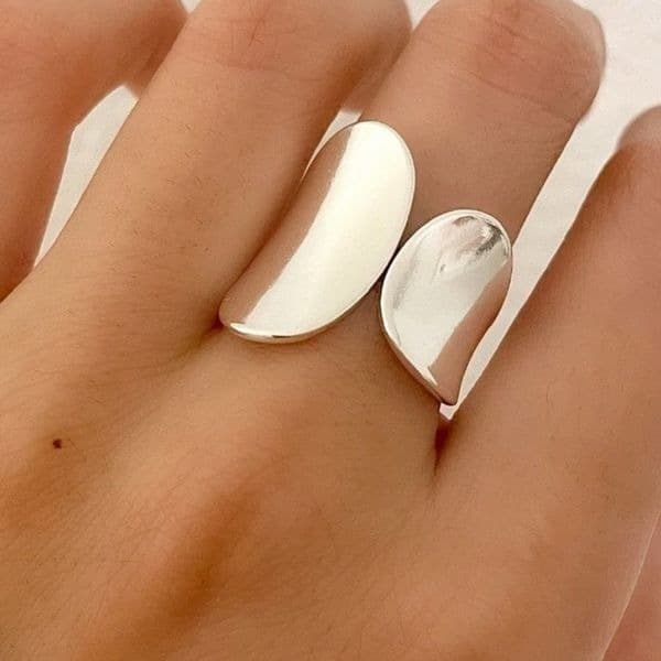 The Abstract Wave Ring in 925 silver - Image 1