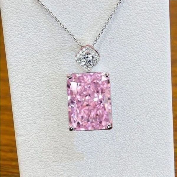 The Pink Panther pendant necklace in silver - Image 1