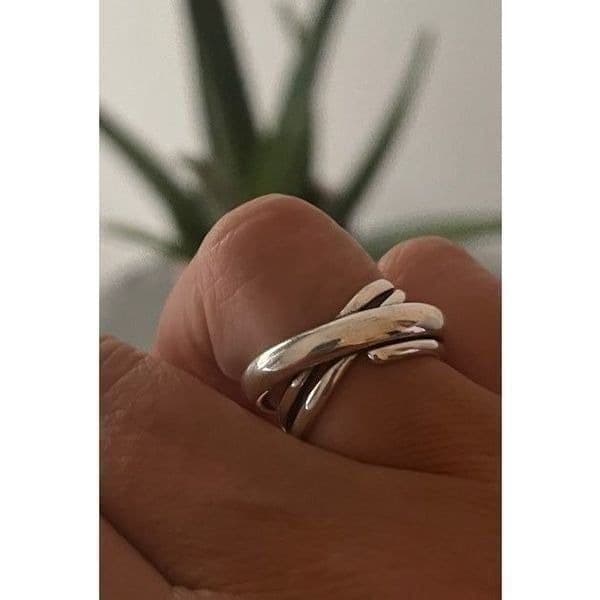 The Criss Cross Minimalist adjustable ring in 925 - Thumbnail 4