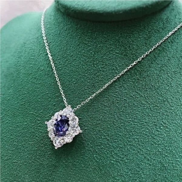 The Katherine Pendant Necklace in blue sapphire and 925 silver - Thumbnail 10