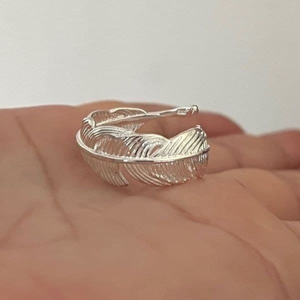The Dainty Feather adjustable 925 silver ring - Thumbnail 4