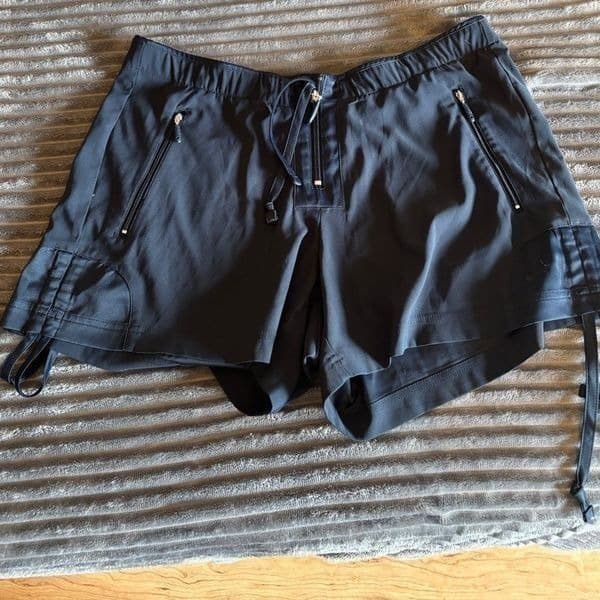 NIKE drifit navy blue shorts EUC - Thumbnail 2