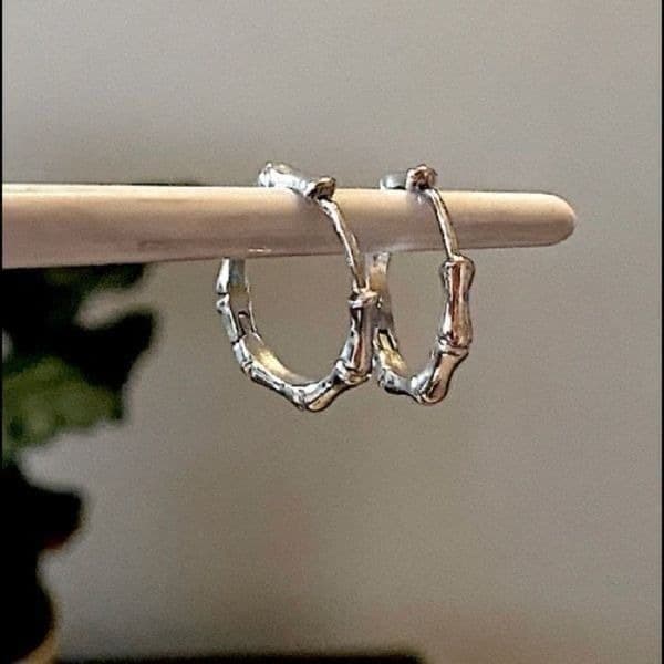 The Bamboo Boo 925 silver dainty huggie, hoop earrings - Thumbnail 3