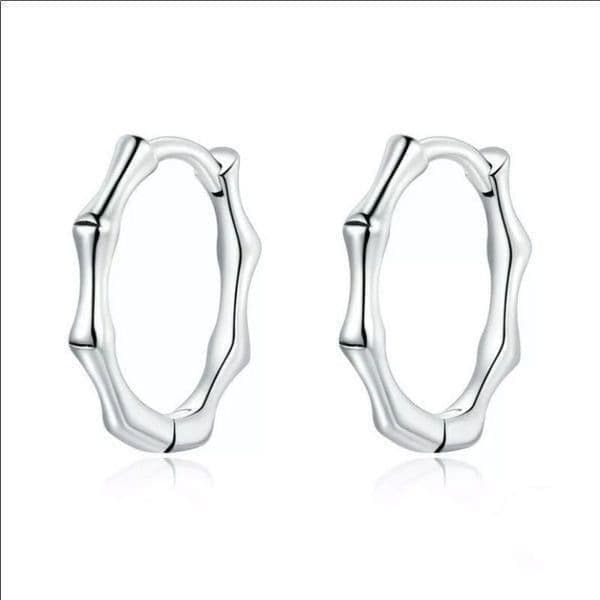 The Bamboo Boo 925 silver dainty huggie, hoop earrings - Thumbnail 4