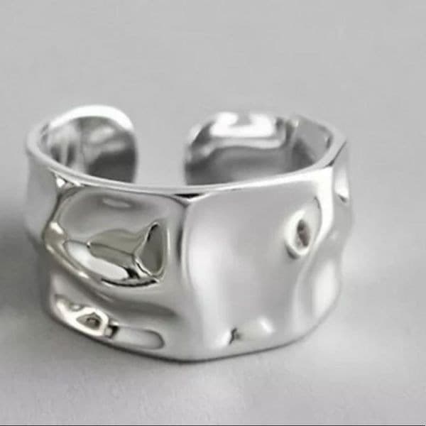 The Hammered Ring 925 adjustable silver band ring - Image 1