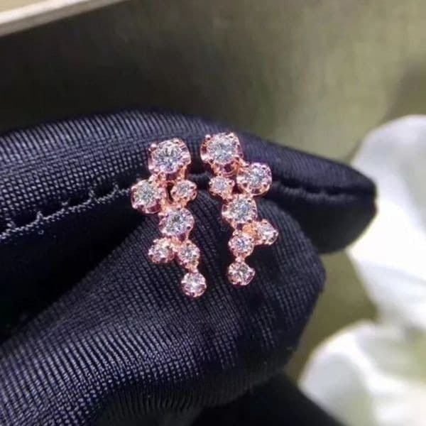 The Dainty Cluster Rose Gold stud earrings with cubic zirconia over 925. - Image 1