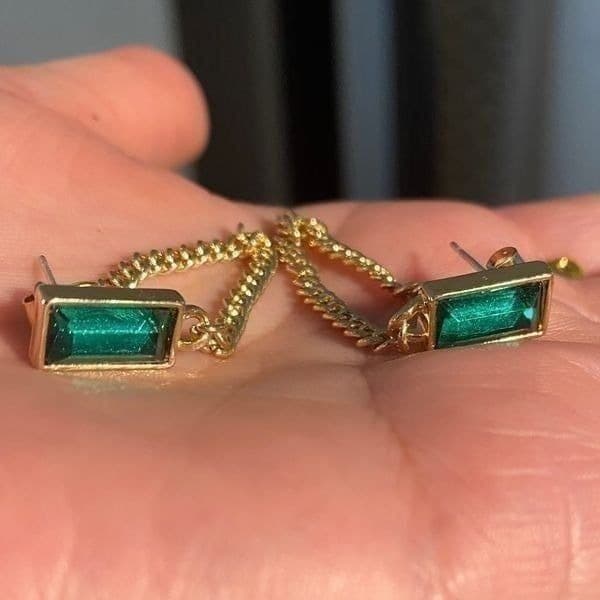The Champion Square Emerald Crystal Gold Chain Dangle drop Earrings - Thumbnail 5